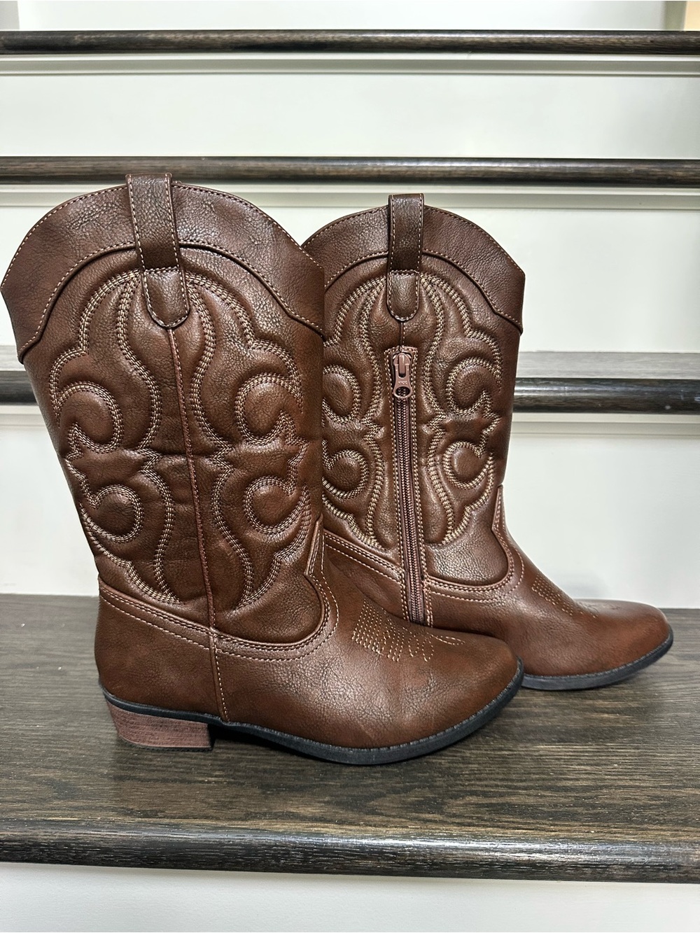 Brown Western Embroidered Mid-Calf Cowboy Boots - Picture 2 of 4
